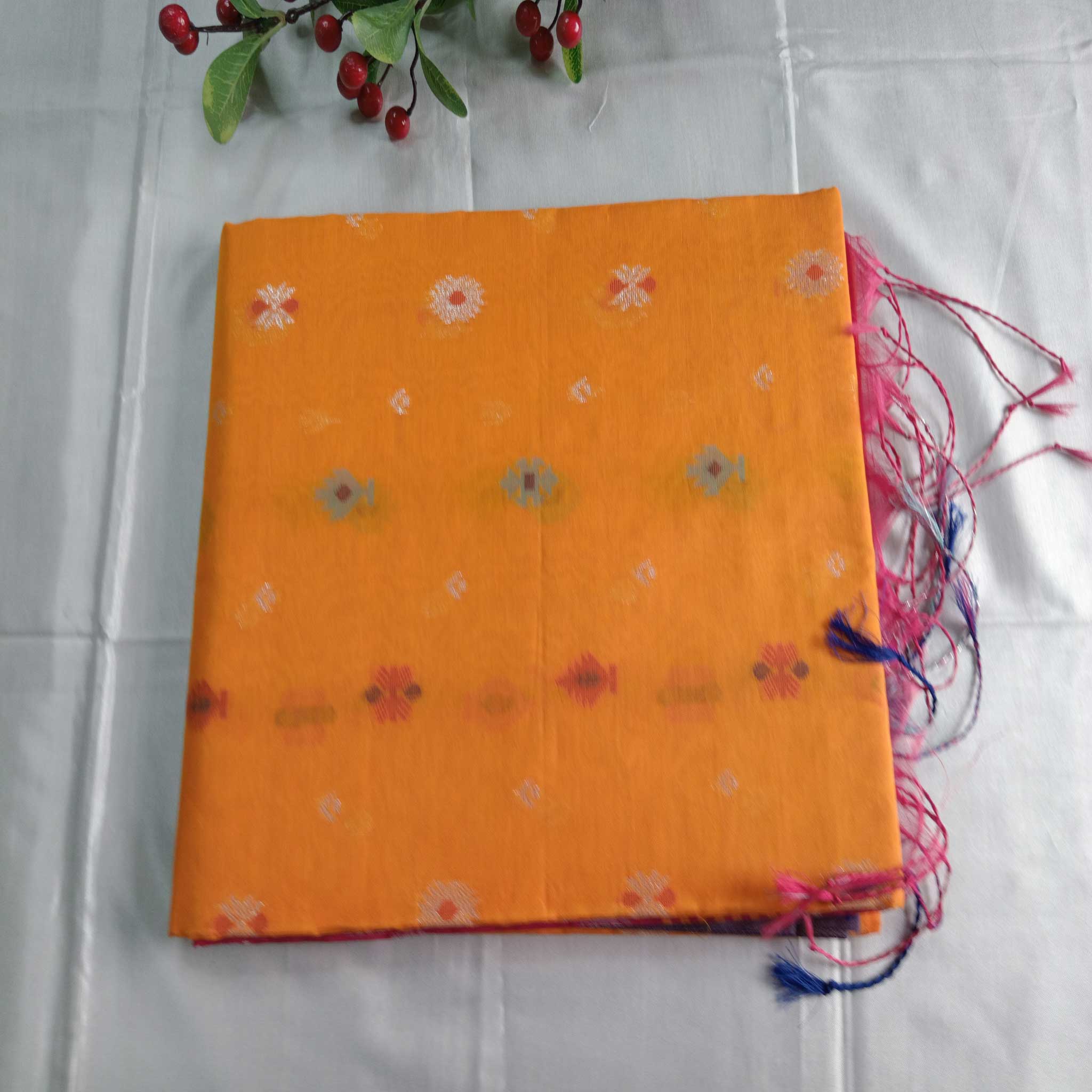 Tangail Jamdani Saree - Thumbnail 2