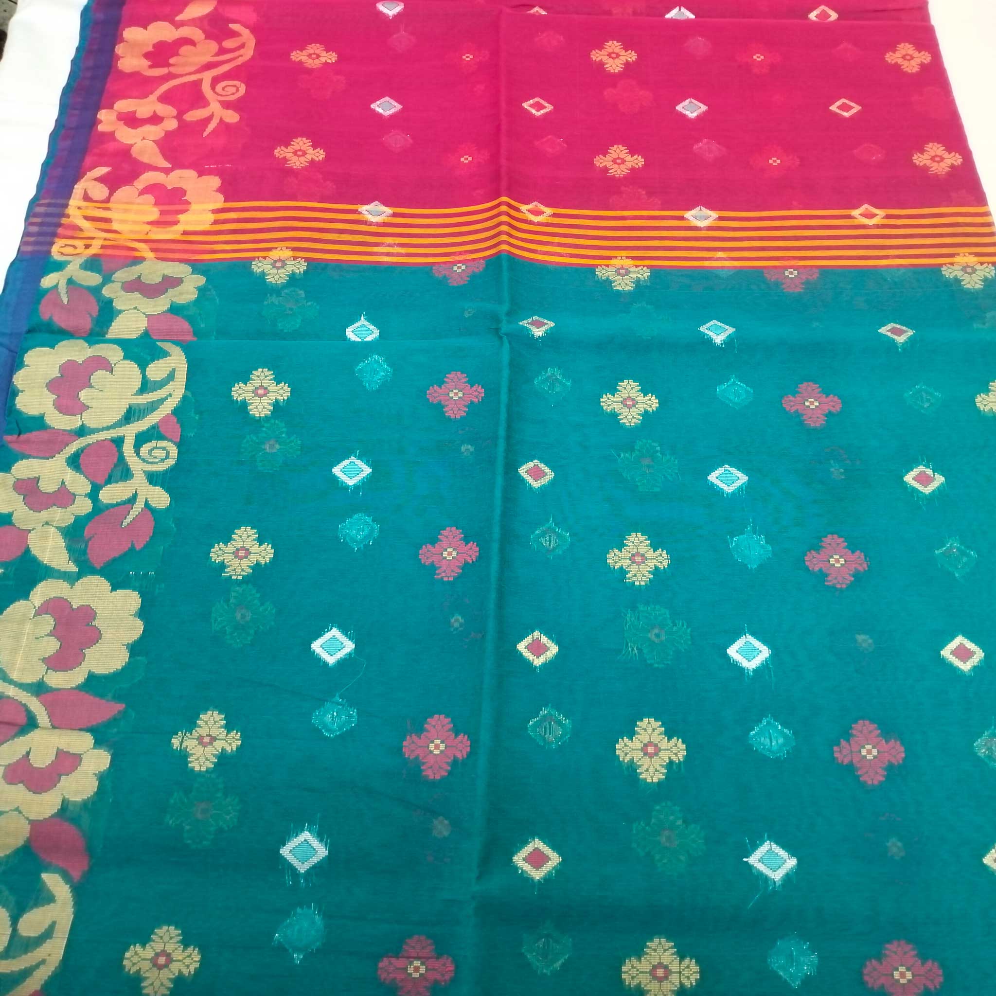 Tangail Cotton Saree - Thumbnail 2