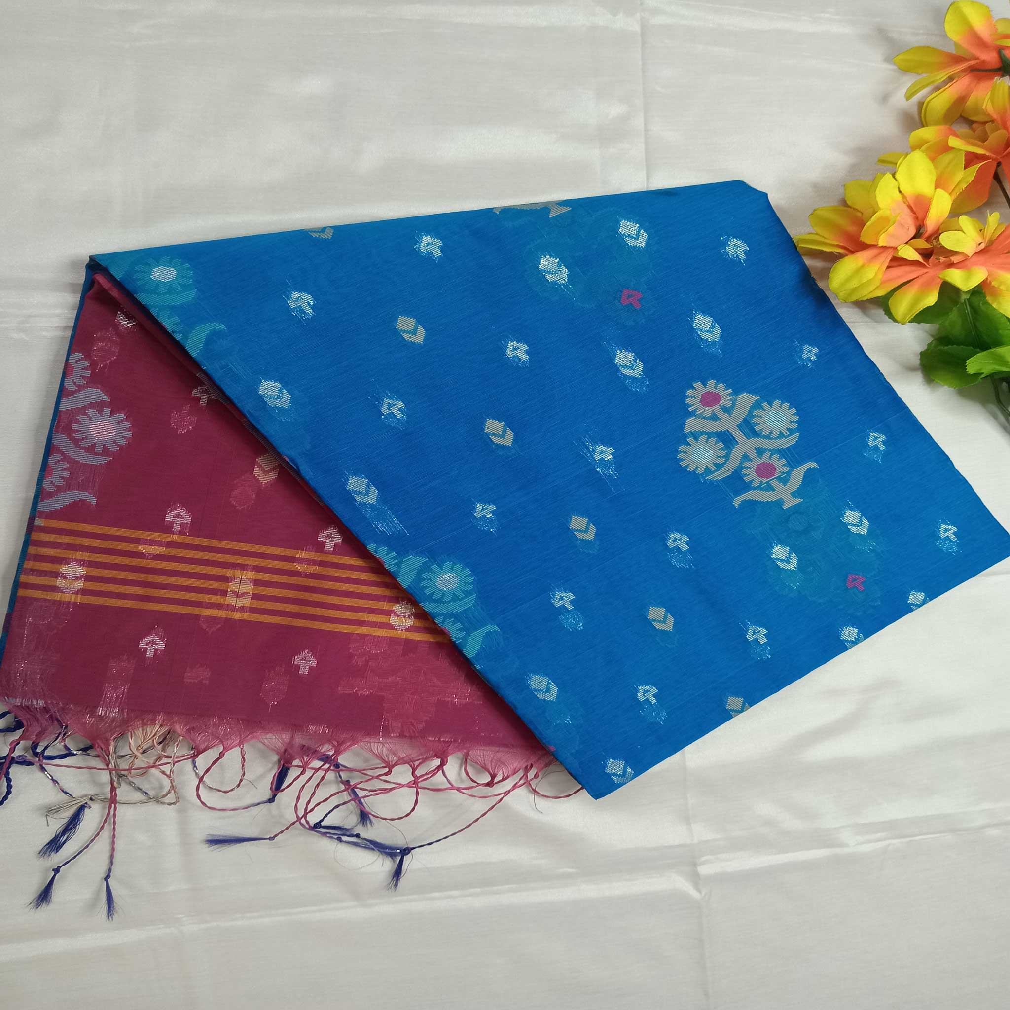 Tangail Jamdani Saree