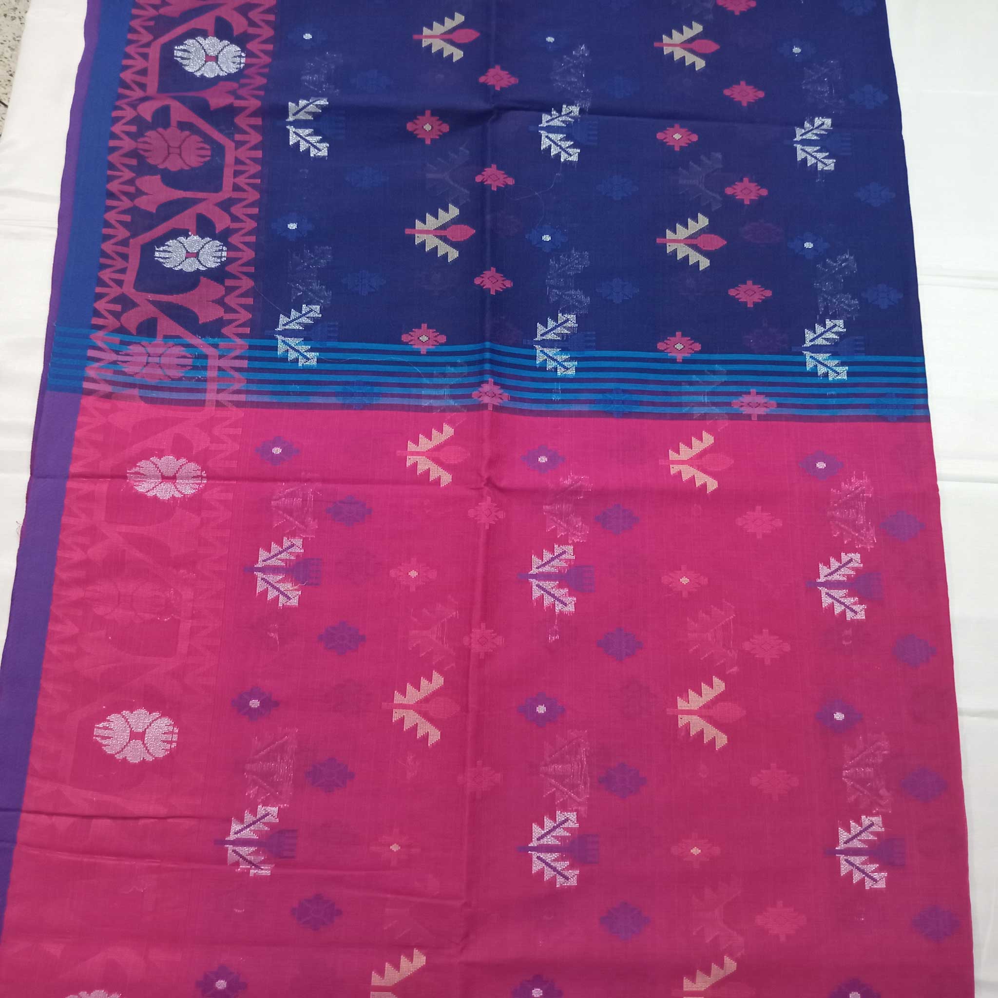 Tangail Jamdani Saree - Thumbnail 3